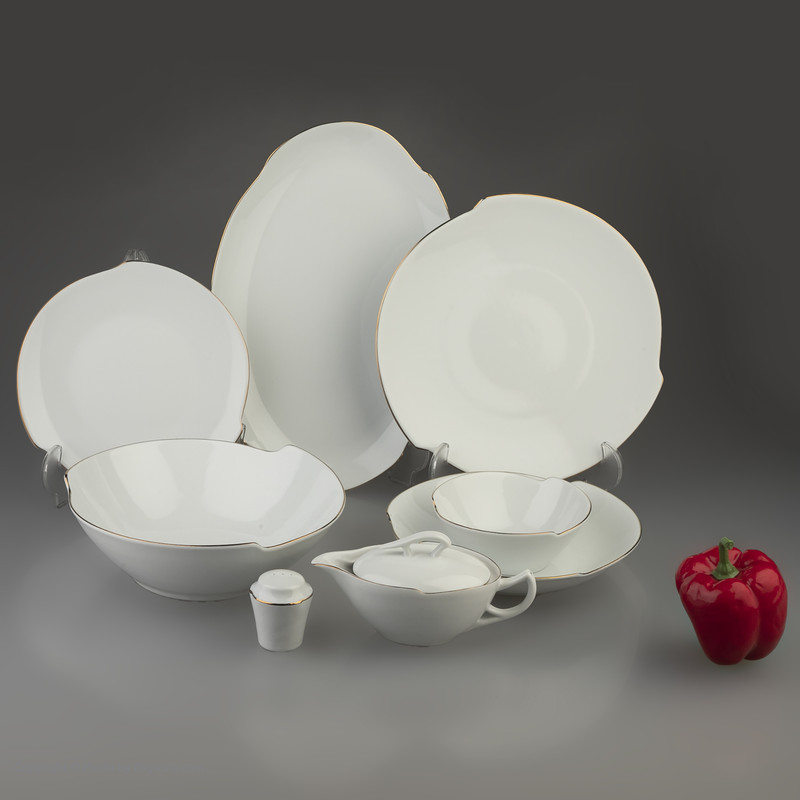 سرویس غذا خوری 30 پارچه شرکت صنایع چینی تقدیس مدل خط طلا