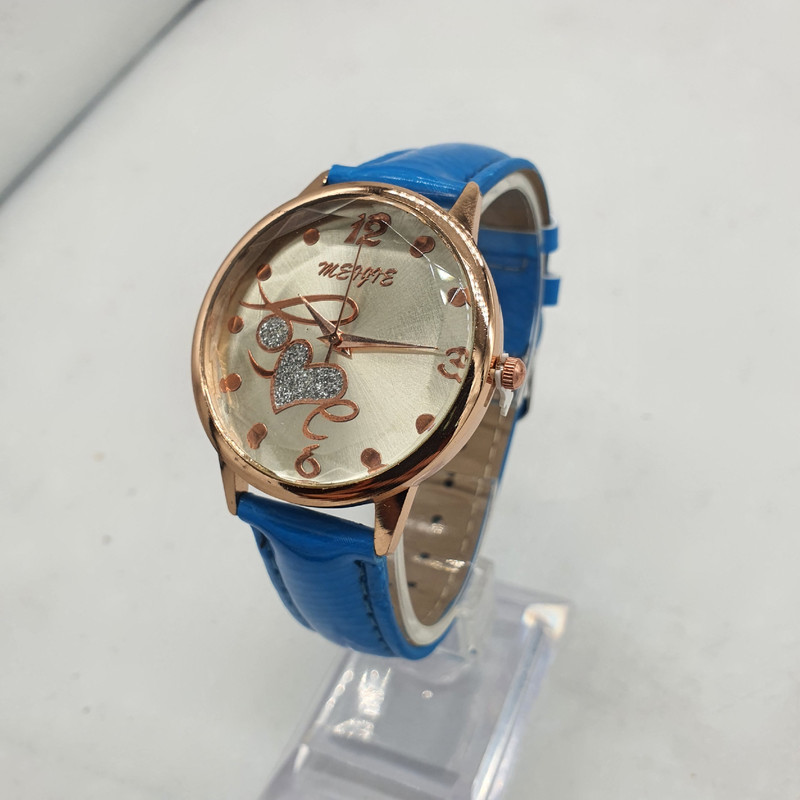 ساعت مچی عقربه ای زنانه مدل BLSKY17