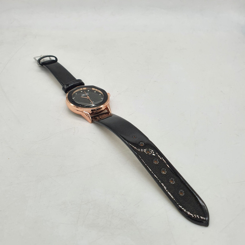 ساعت مچی عقربه ای زنانه مدل BL974