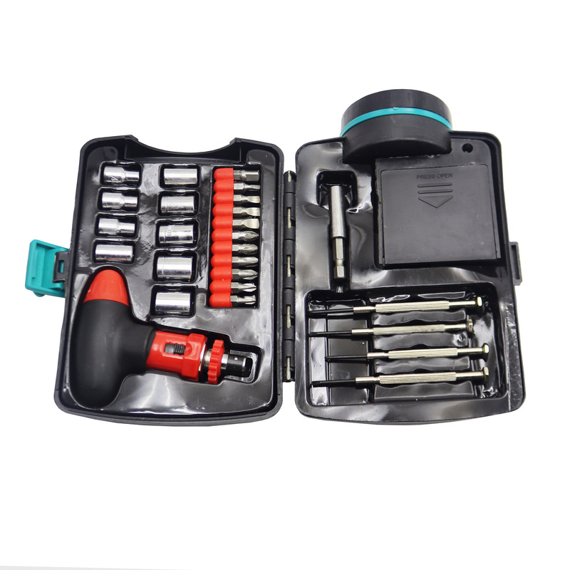 مجموعه 26 عددی ابزار بی اس مدل چراغ قوه دار کد YP-026