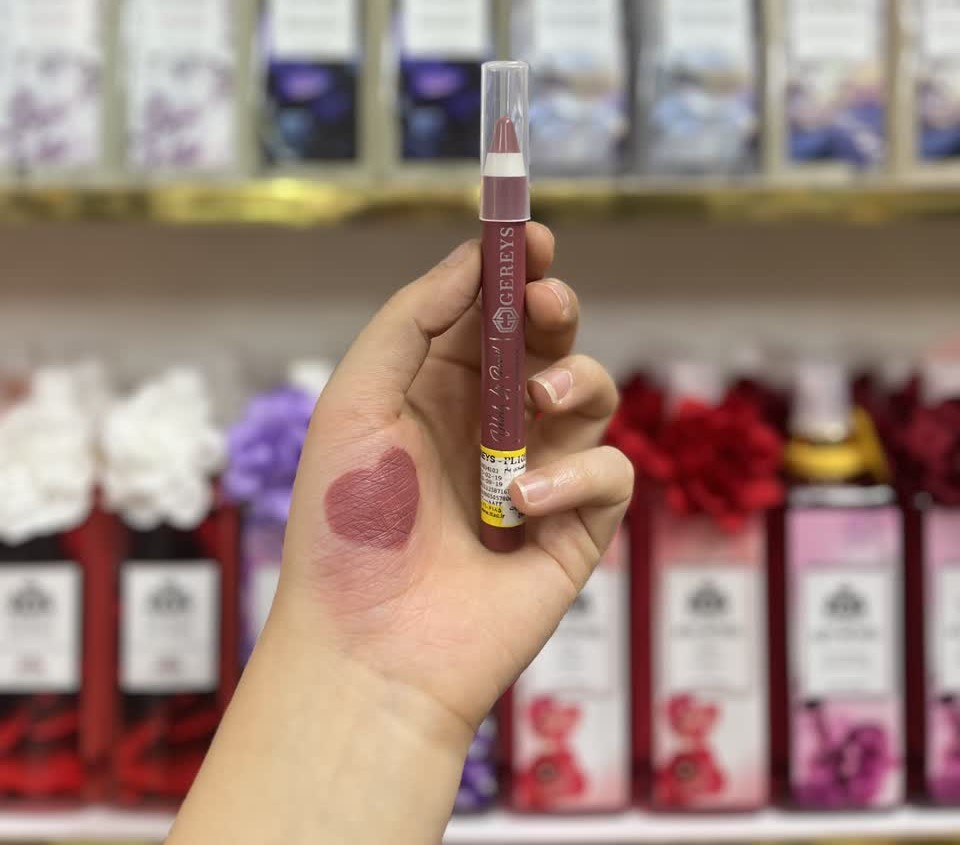 رژ لب مدادی گریس شماره 102