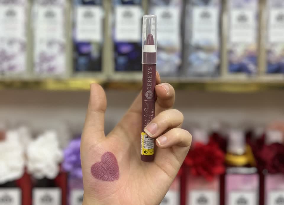 رژ لب مدادی گریس شماره 106