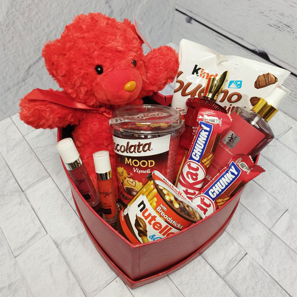 باکس کادویی ولنتاین 2/080 میلیونی