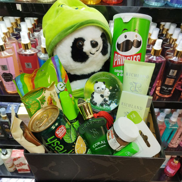 باکس هدیه و شکلات سفارشی 3/890 میلیونی