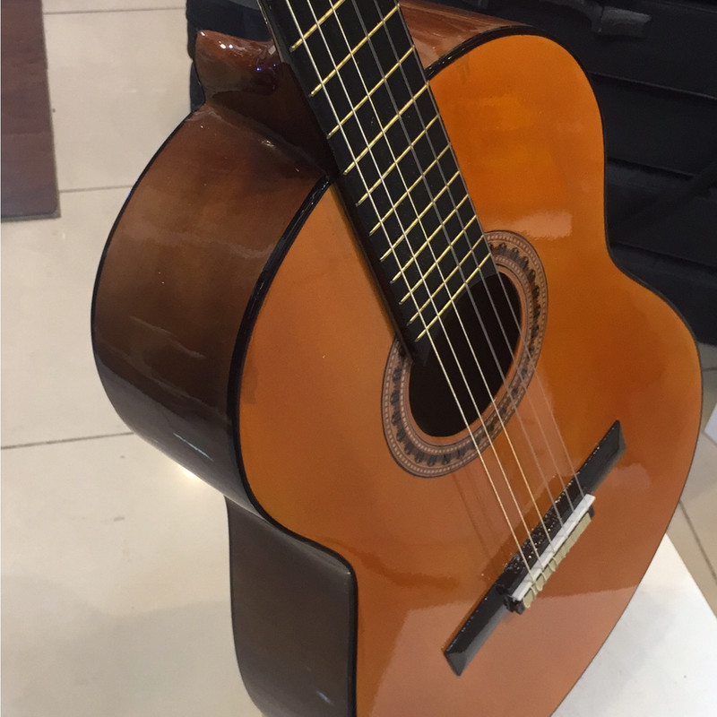 گیتار مدل c70-pro