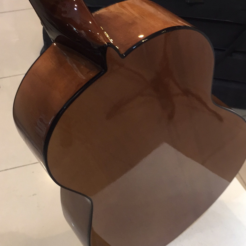 گیتار مدل یاماتیا کد 30