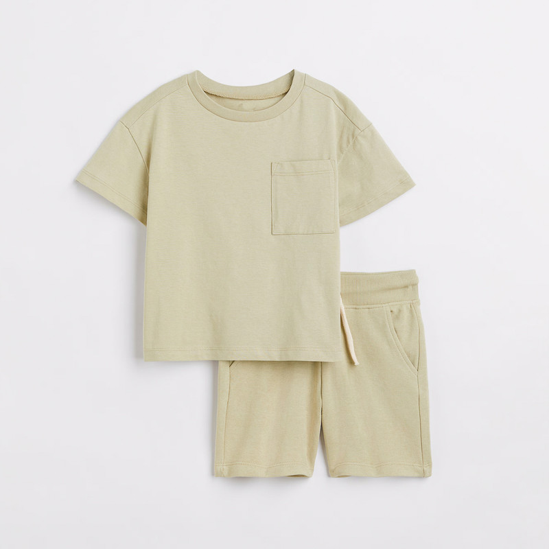 ست تی شرت آستین کوتاه و شلوارک راحتی بچگانه مدل pk-h-001