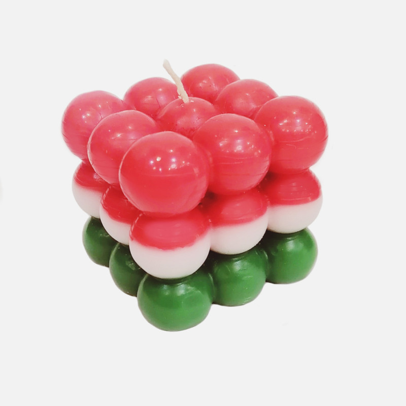 شمع دست ساز مدل مکعب روبیک طرح یلدایی