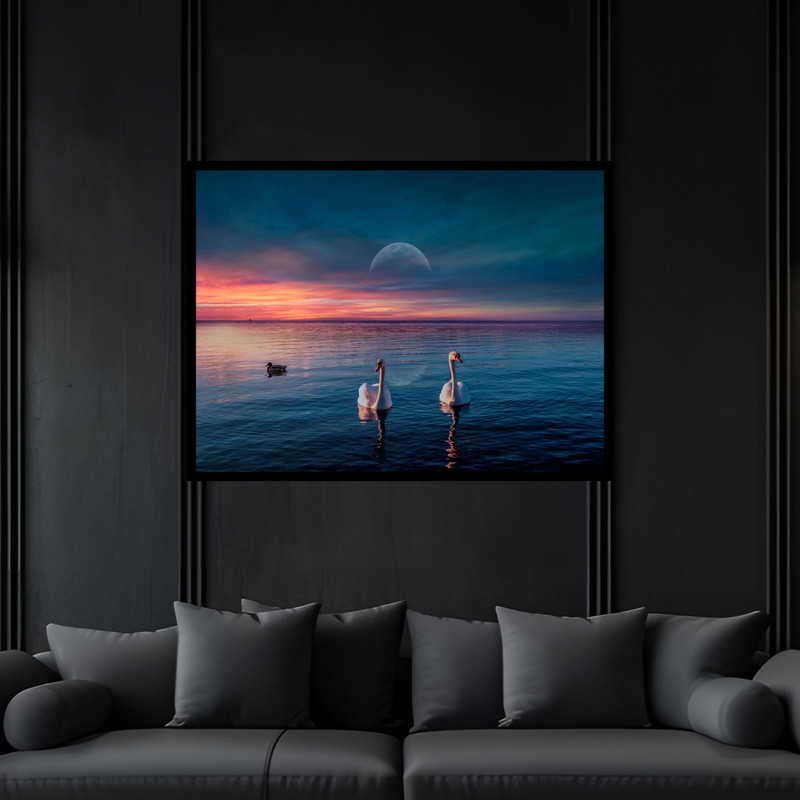 تابلو بکلیت طرح هنری مدرن حیوانات دریا و کره ماه و حیوانات پرنده قو مدل B-bu6634 فریم مشکی