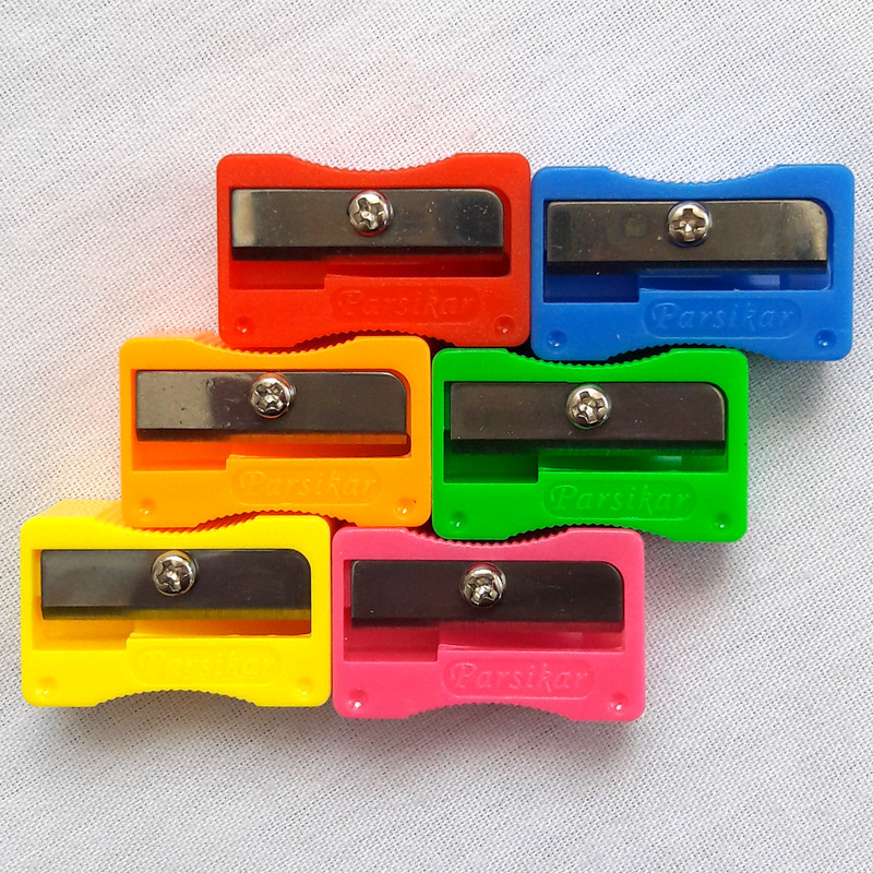 تراش پارسیکار مدل مدرسه الفبا رنگی کد 50 بسته 6 عددی