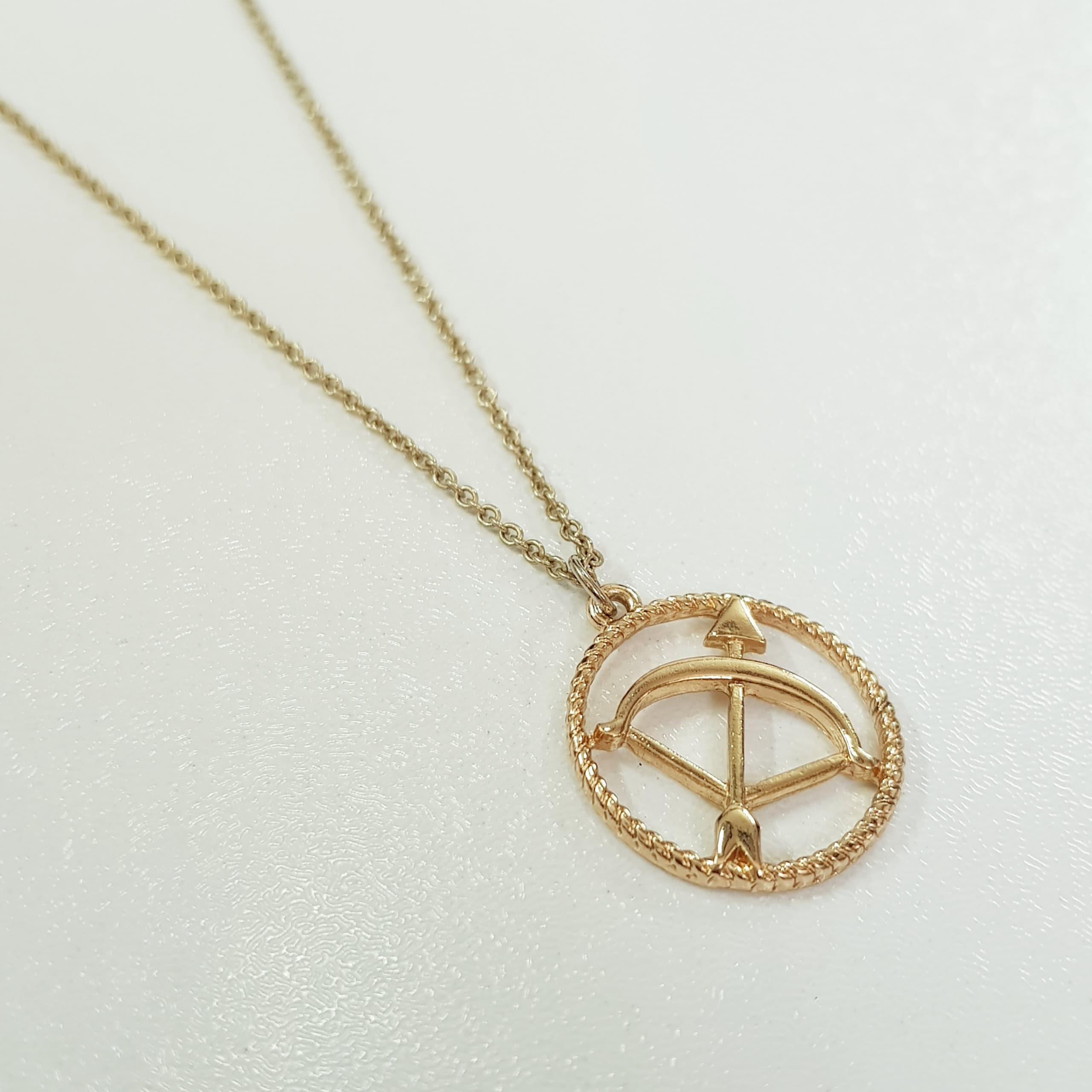 گردنبند طلایی آویز نماد آذر ماه