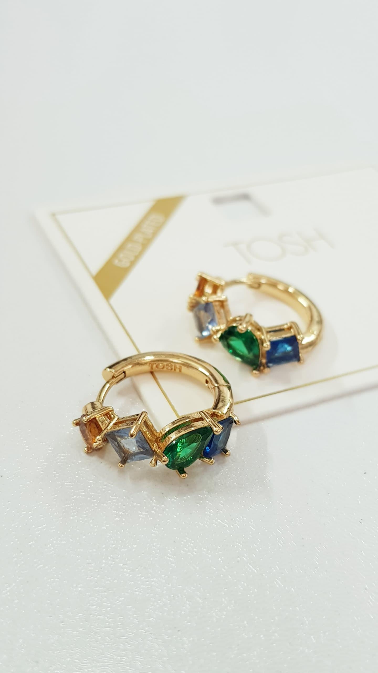 گوشواره قفلی آبکاری طلا با نگین های رنگی برند TOSH